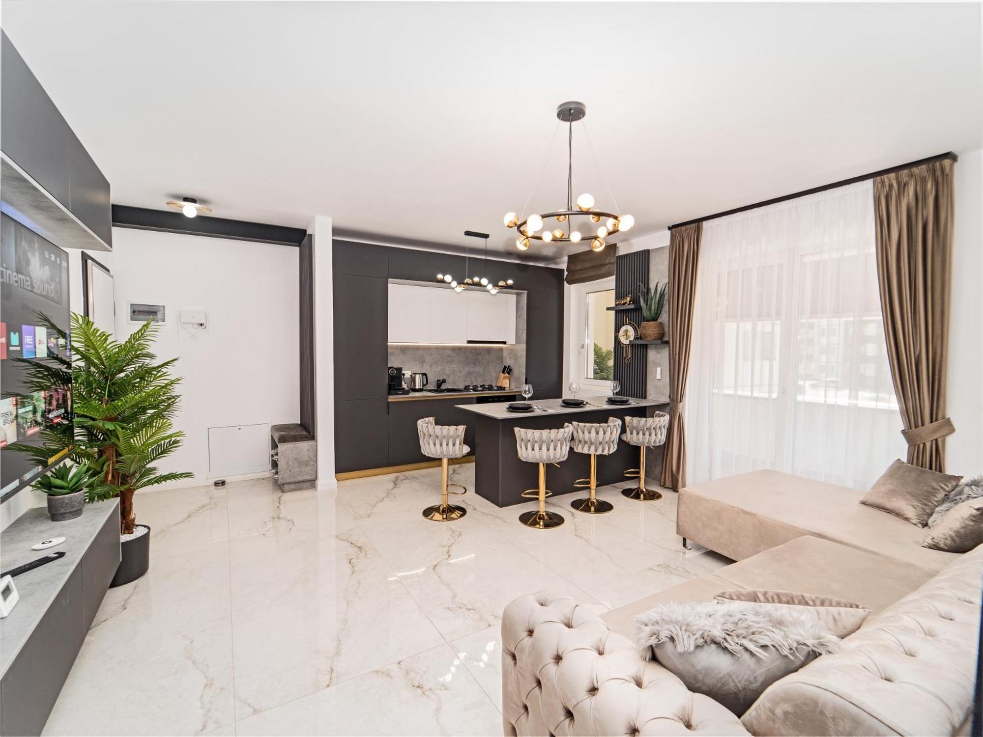 Fashion Stay-Valentino Apartment - By Openhouse Giroc Zewnętrze zdjęcie