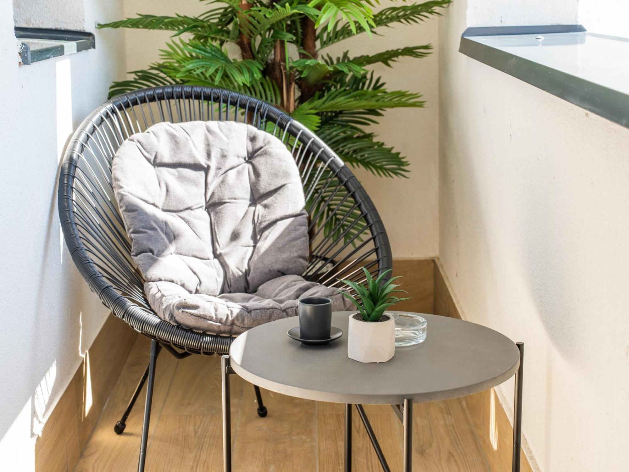 Fashion Stay-Valentino Apartment - By Openhouse Giroc Zewnętrze zdjęcie