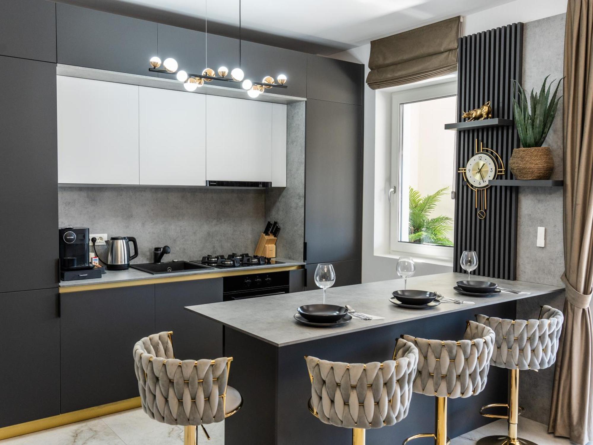 Fashion Stay-Valentino Apartment - By Openhouse Giroc Zewnętrze zdjęcie